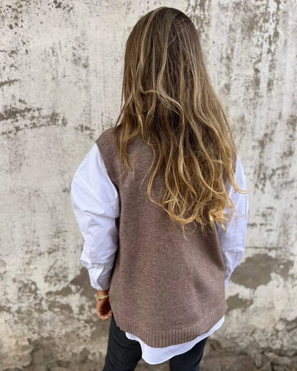 Daisy | V-Neck Knitted Waistcoat