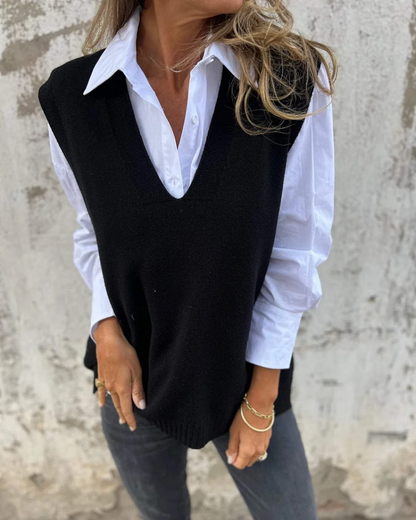Womens v-neck knitted waistcoat, view 3